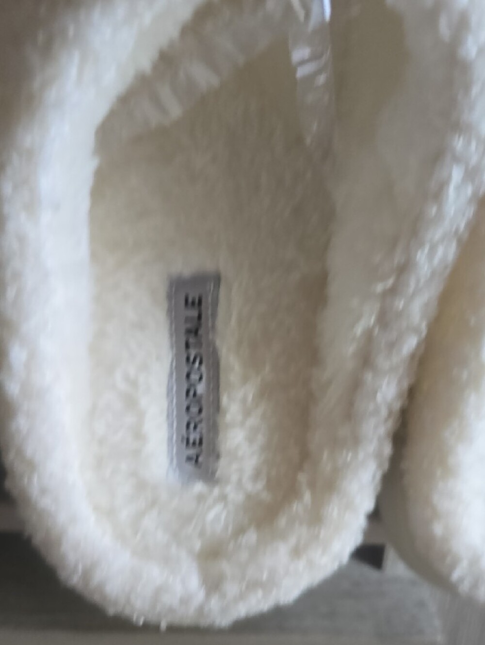Aeropostale Cream Plush Slippers with Embroidered Brown Dog - Picture 5 of 14